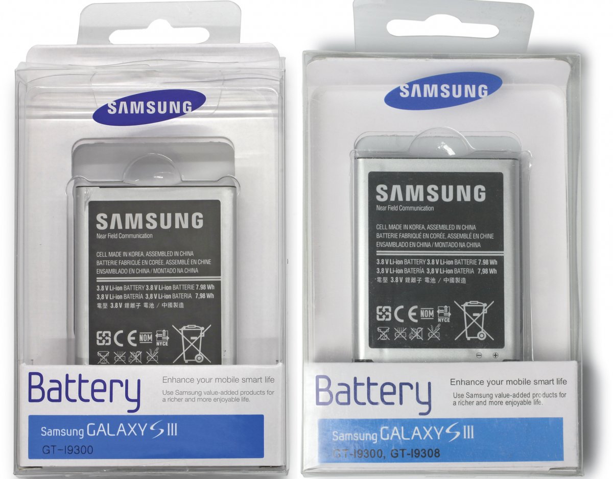 Как отличить подделку от оригинала samsung. Samsung Battery. Самсунг Dual аккумуляторы. Батарейки самсунг. Аккумулятор для кнопочного телефона Samsung.