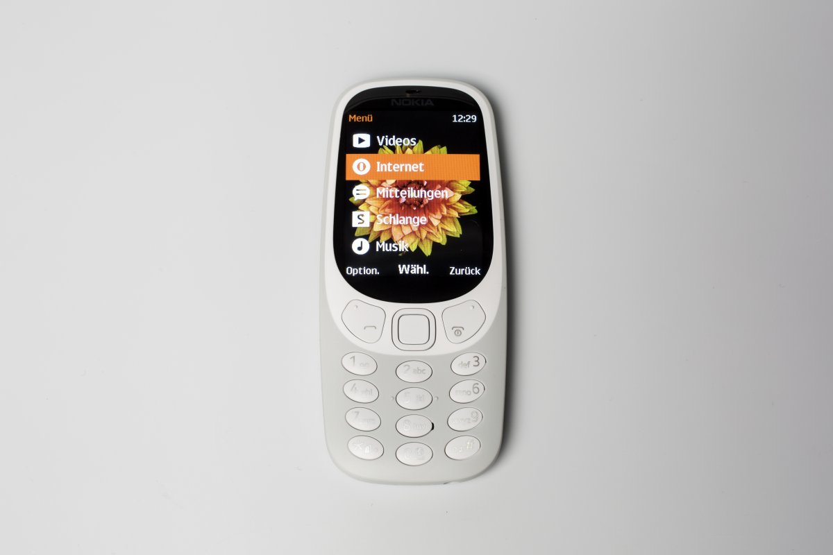 Nokia 3310 angetestet Was taugt die Neuauflage des Klassikers? heise