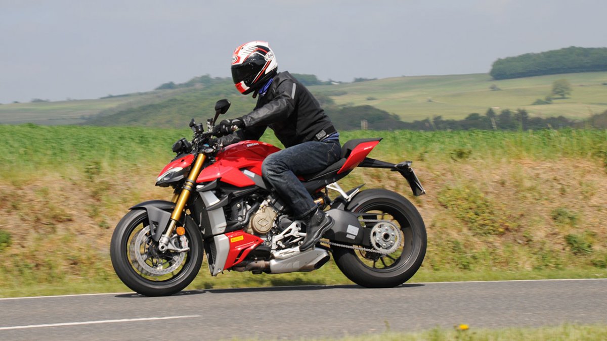 Ducati streetfighter shop 4s