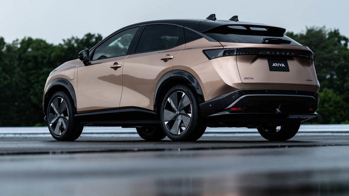 Massenorientiertes Elektroauto Nissan stellt Elektro SUV Ariya vor heise autos