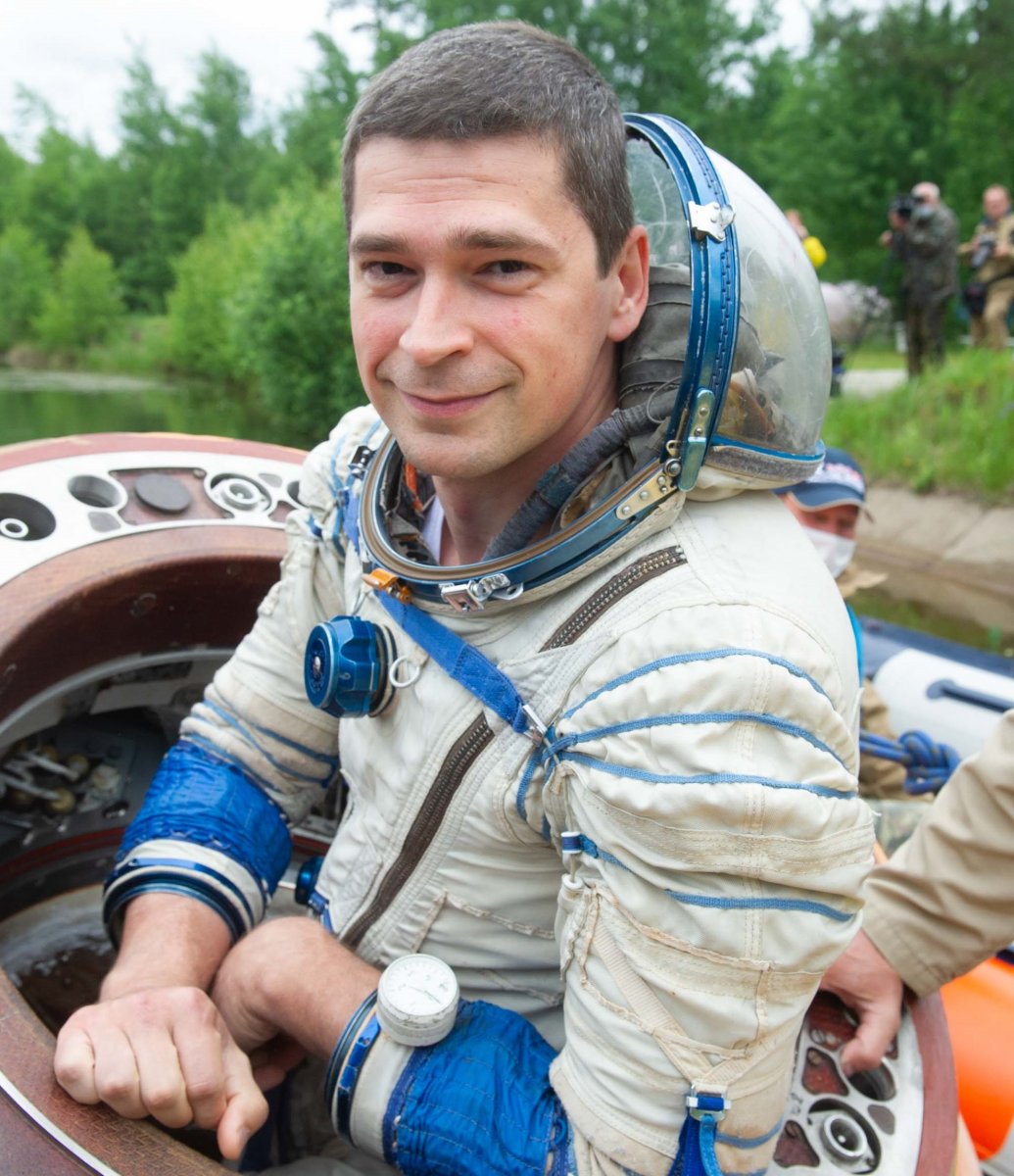 Training for the ISS stay: cosmonaut still gets a US visa thumbnail