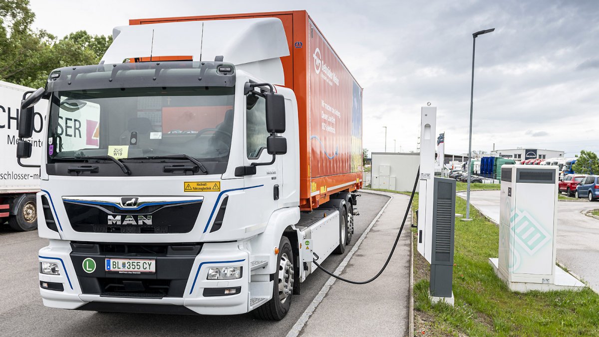 Neue Lkw-Dieselmotoren für den Wandel zum E-Truck