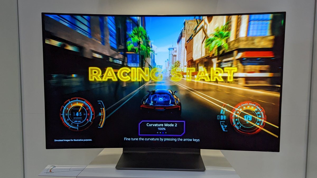 LG OLED Flex: monitor gaming di siang hari, monitor video kontras tinggi di malam hari