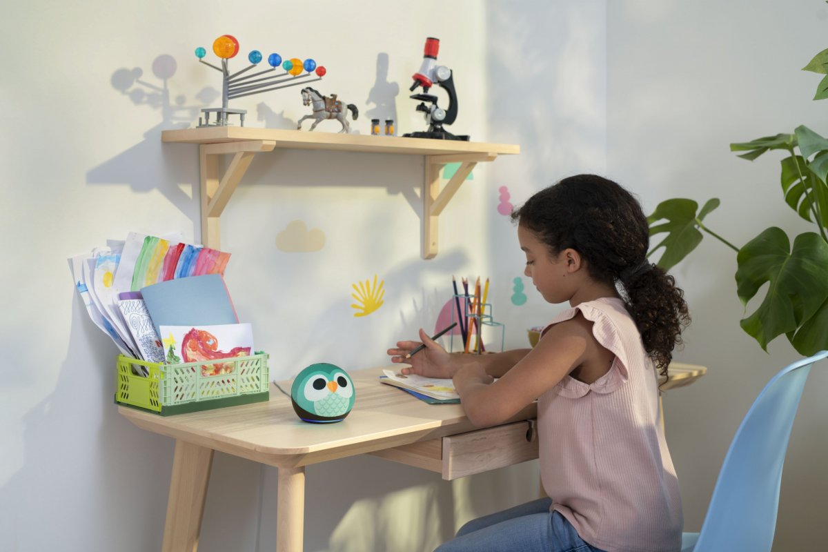 Amazon amplía el programa para niños a Alexa y trae oradores especiales