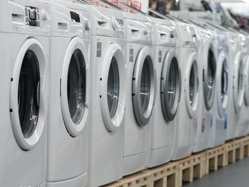Filter für Waschmaschinen: 2.000 Mikroplastik-Fasern pro Kleidungsstück abfangen