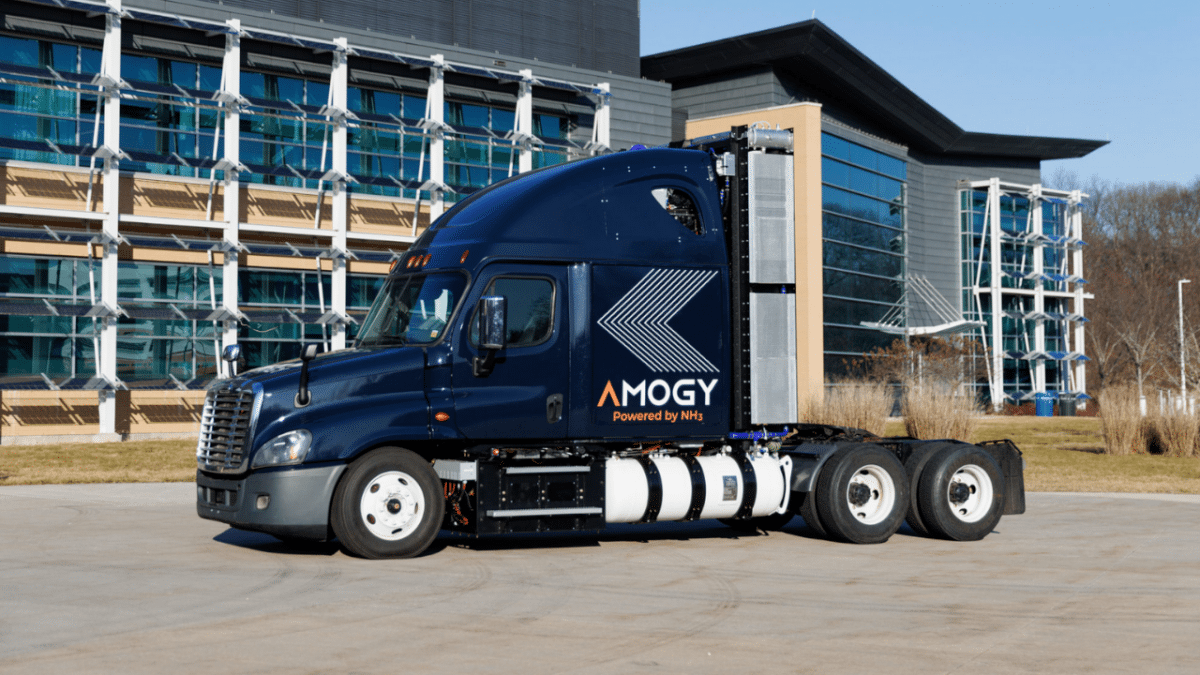 Truck mit Ammoniak-Brennstoffzelle – effizienter als mit Wasserstoff?