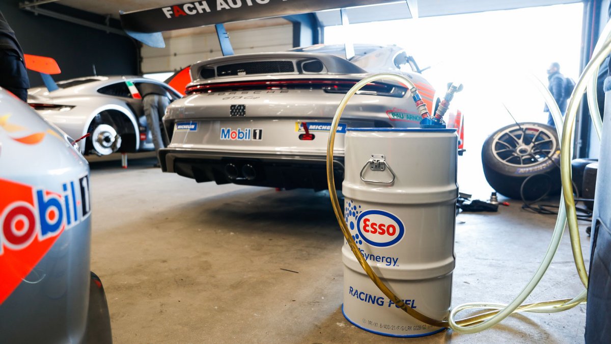 Porsche-Managerin-schl-gt-vor-E-Fuels-mit-fossilen-Kraftstoffen-gleichzustellen