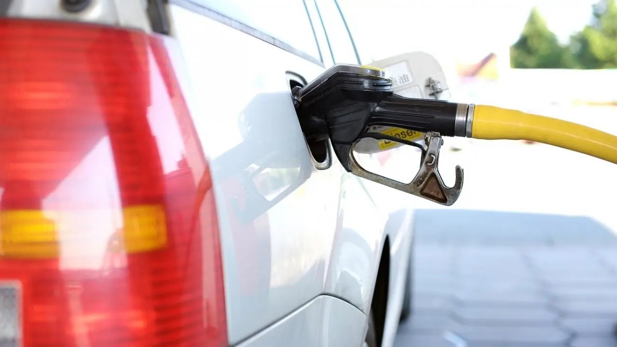 ADAC-Experte im Gespräch: Vier Tipps gegen steigende Preise für Benzin und Diesel