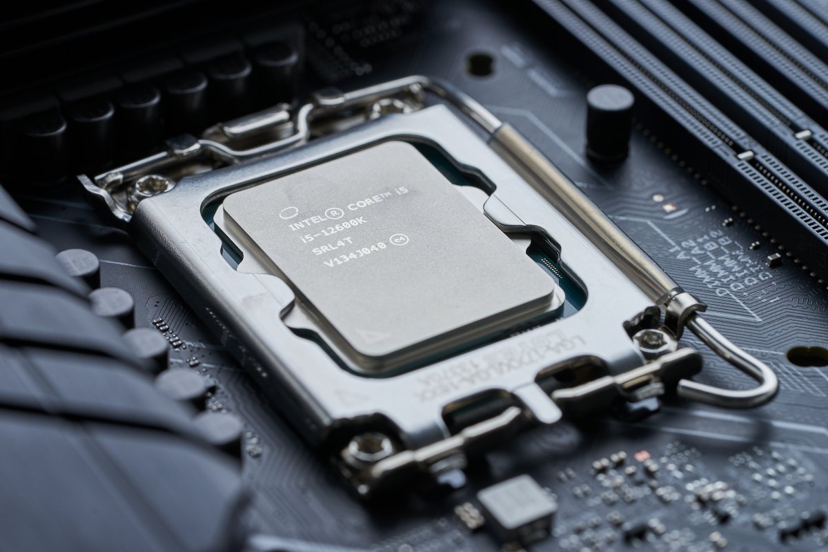 Según se informa, la próxima generación de CPU de Intel se olvidará de la tecnología Hyper-Threading