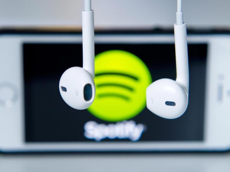 Spotify definisce i piani dell'App Store di Apple “estorsione”