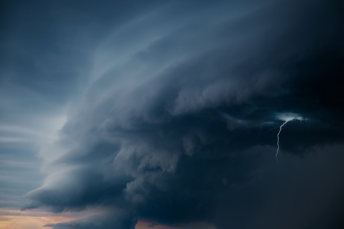 Die komplette Wettervorhersage auf einem PC: KI soll Prognosen demokratisieren