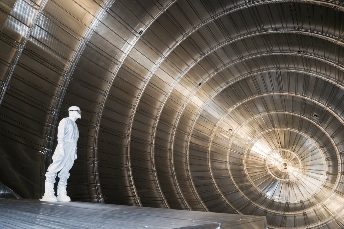 KIT-Forscher halbieren Massengrenze bei Neutrinos