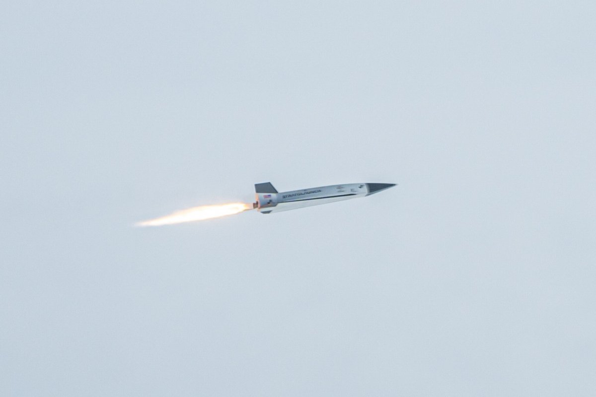 Talon-A hypersonic aircraft flies faster than Mach 5 and then lands