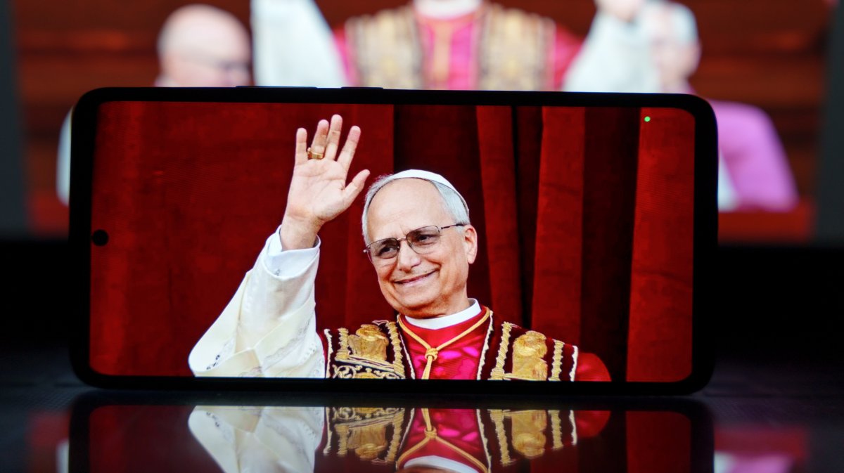 Papst Leo: Mit Apple Watch, eher gegen KI