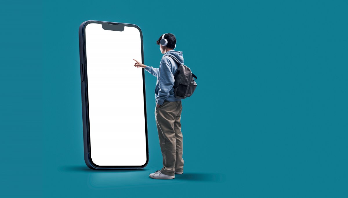 Digitale Lernmittel: Schüler wollen mehr davon – und lieben ihr Smartphone