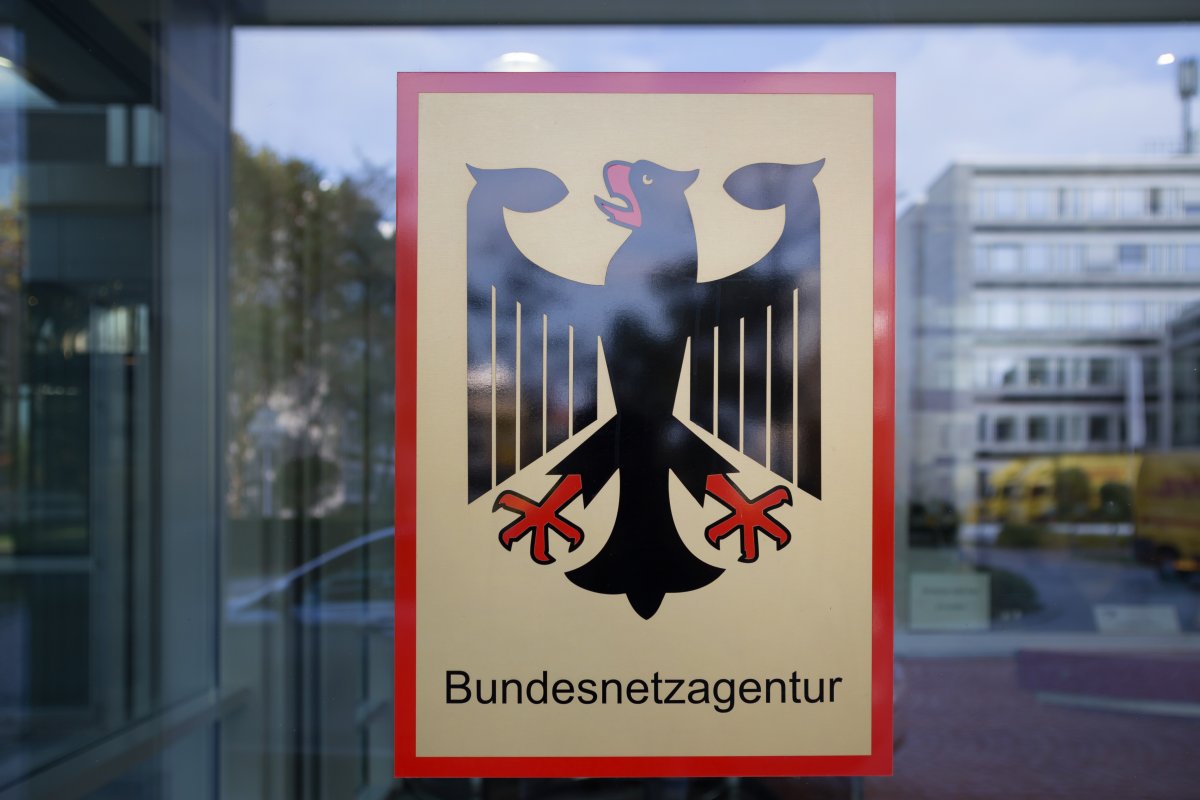 Mobilfunkstreit: Verwaltungsgericht rügt Untätigkeit der Bundesnetzagentur