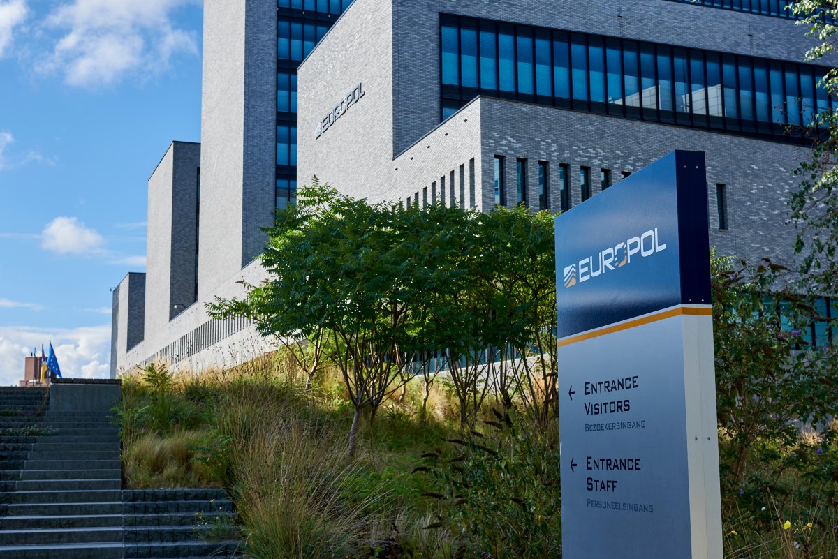 Europol-Informationssystem: Umstrittene Polizei-Datenbank wird 20 Jahre alt