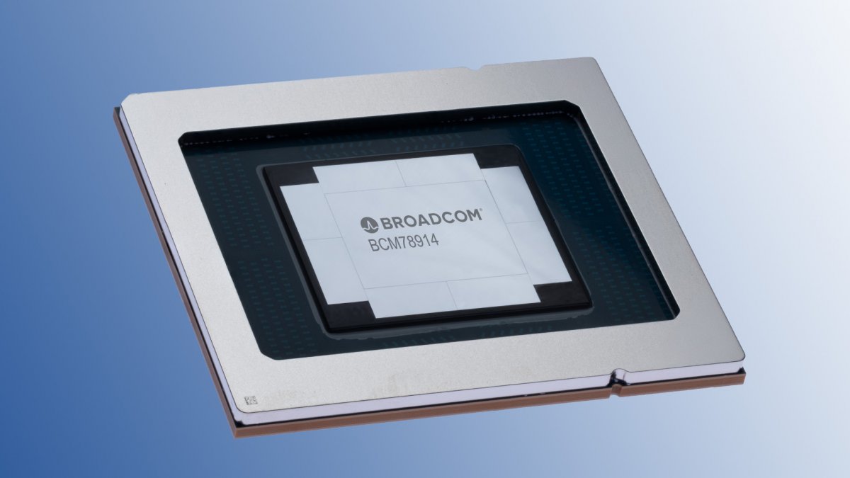 Broadcom-Erster-Ethernet-Switch-Chip-mit-102-4-Tbit-s