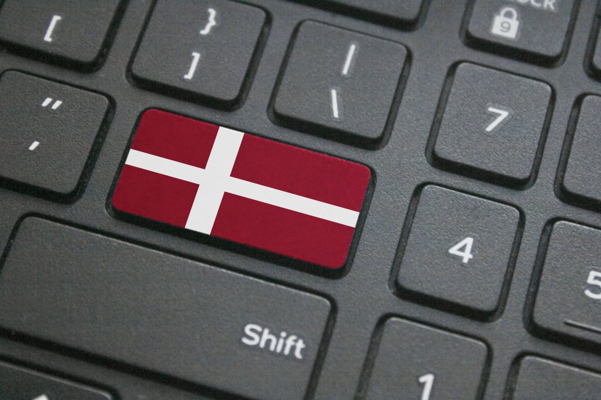 Danish Ministry Replaces Windows and Microsoft Office with Linux and LibreOffice