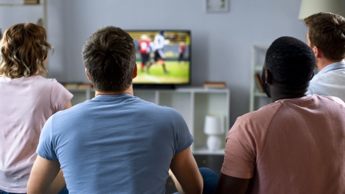 Schock für Sportfans: Sky erhöht Preise für WOW – Was bedeutet das für Ihr Fußball-Abo?