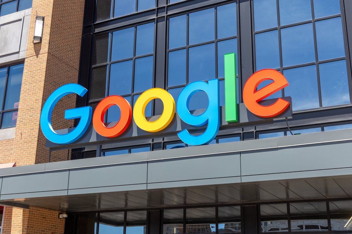 To finance AI work: Google also downsizes search and advertising teams