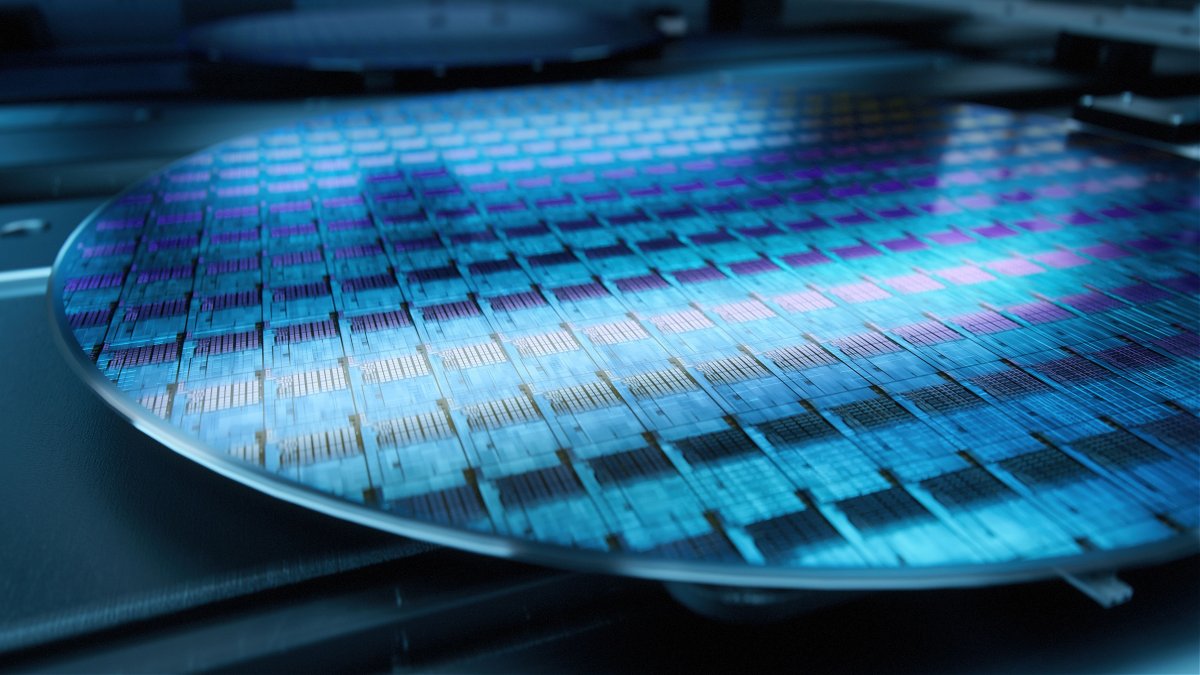 heise-Licht-f-r-neue-Chips-Wie-Photonen-den-Energiehunger-von-KI-stillen-sollen