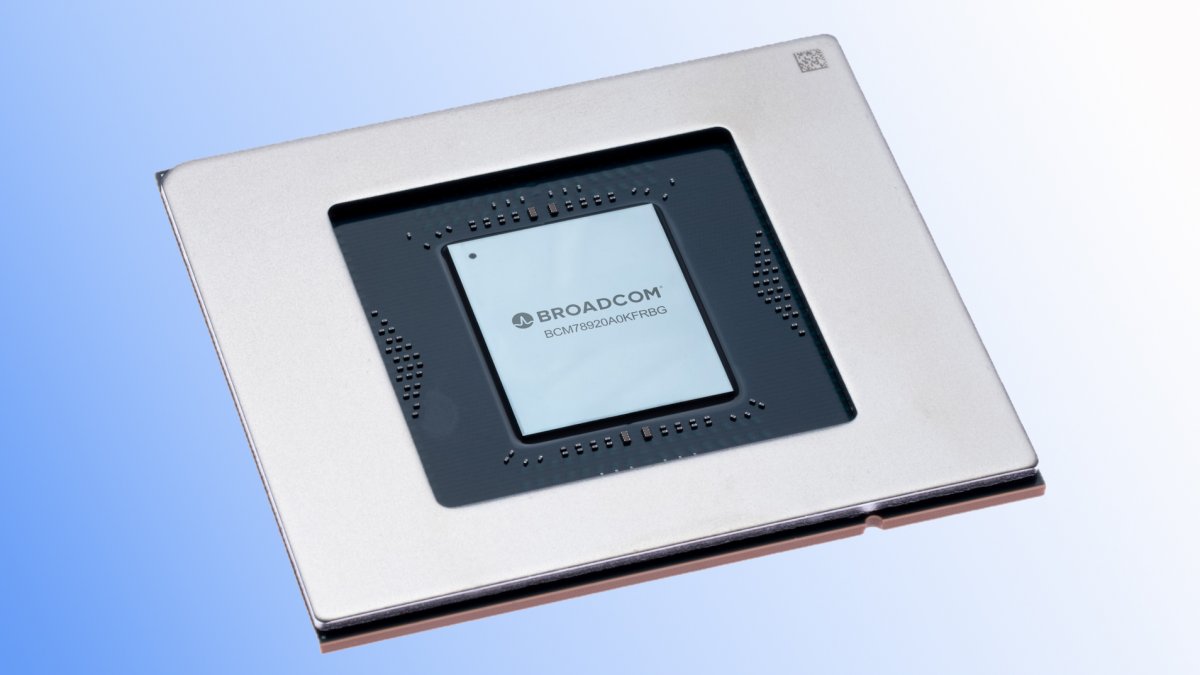 Broadcom-Ethernet-Chip-mit-ultra-niedriger-Latenz-f-r-riesige-KI-Cluster