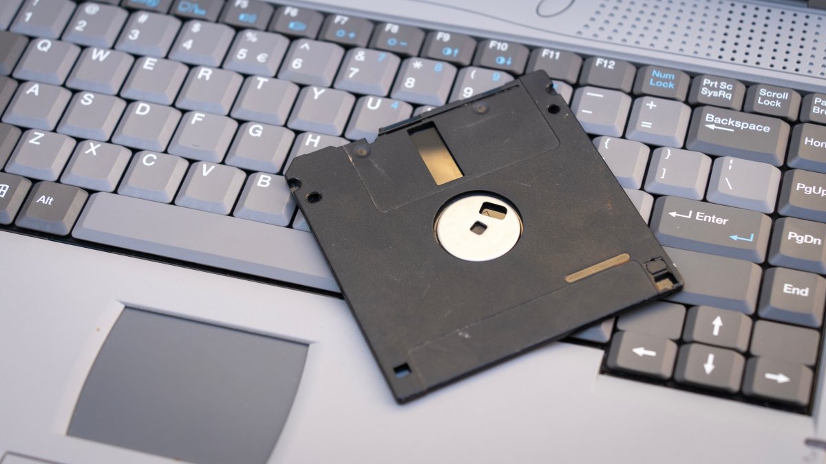 IT-Modernisierung-Unternehmen-m-ssen-ihren-Legacy-Anwendungen-zu-Leibe-r-cken