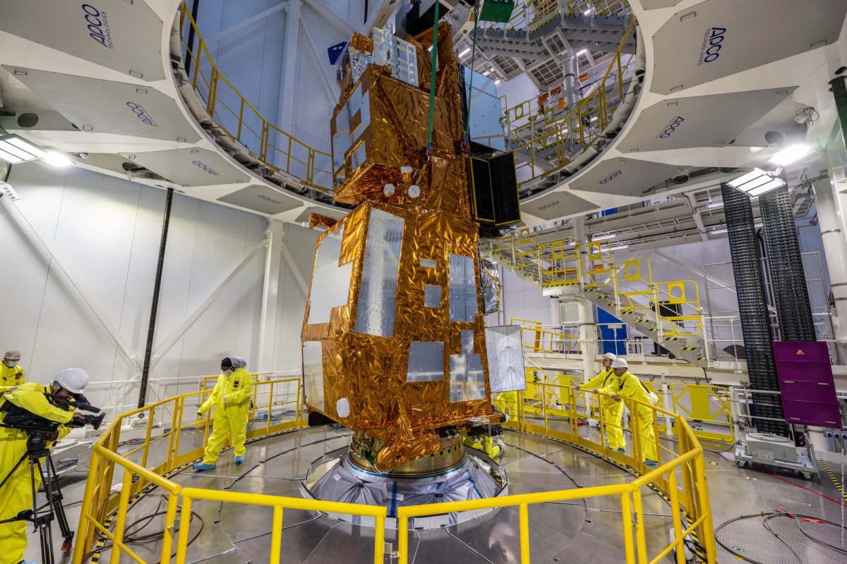 Europ-ischer-Satellit-f-r-bessere-Wettervorhersage-hebt-ab