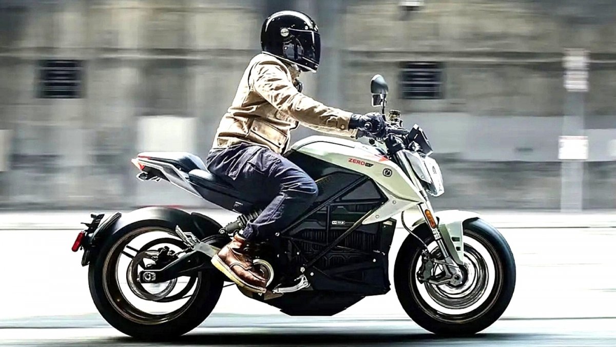 heise+ | E-Motorräder: Warum der Markt keine Fahrt aufnimmt