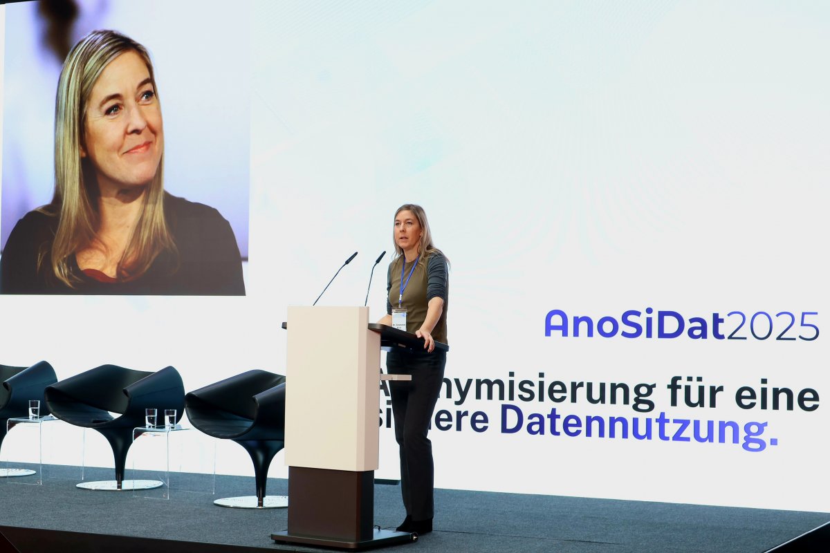 Constanze Kurz vom CCC: Mehrheit weiß nichts von Weitergabe von Gesundheitsdaten