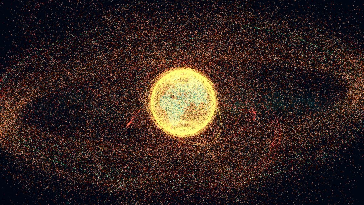 heise+ | Mission Müllabfuhr: Warum Weltraumschrott unsere Vernetzung bedroht