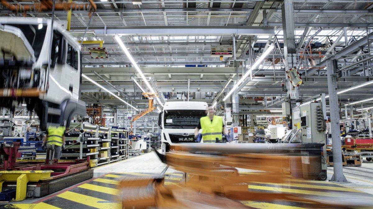 MAN-baut-2300-Jobs-ab-Autobranche-verliert-in-einem-Jahr-fast-50-000-Stellen
