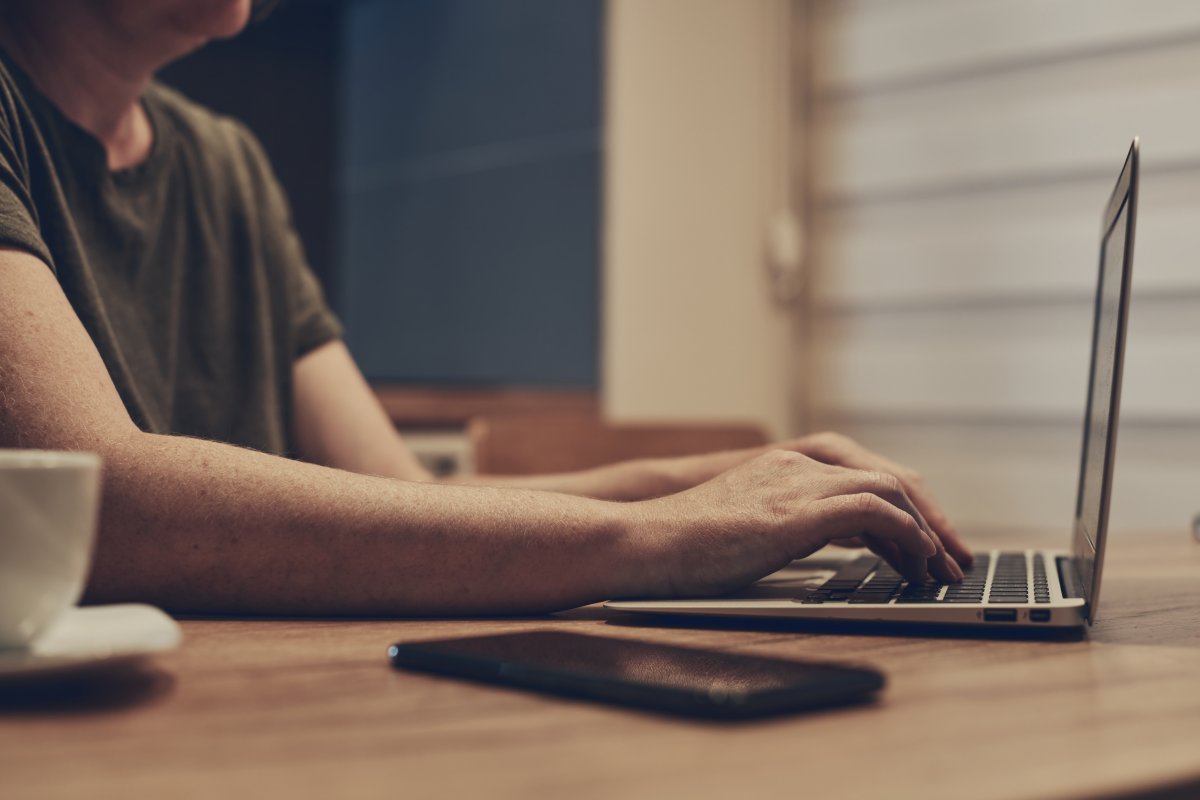 Anket: Giderek daha az sayıda insan SMG ile ilgileniyor