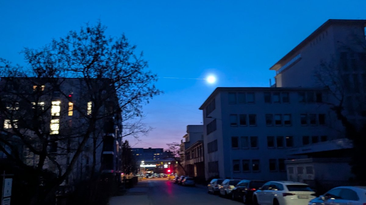 Meteoritenjäger stürmen nach Koblenz – Jagd auf Fragmente