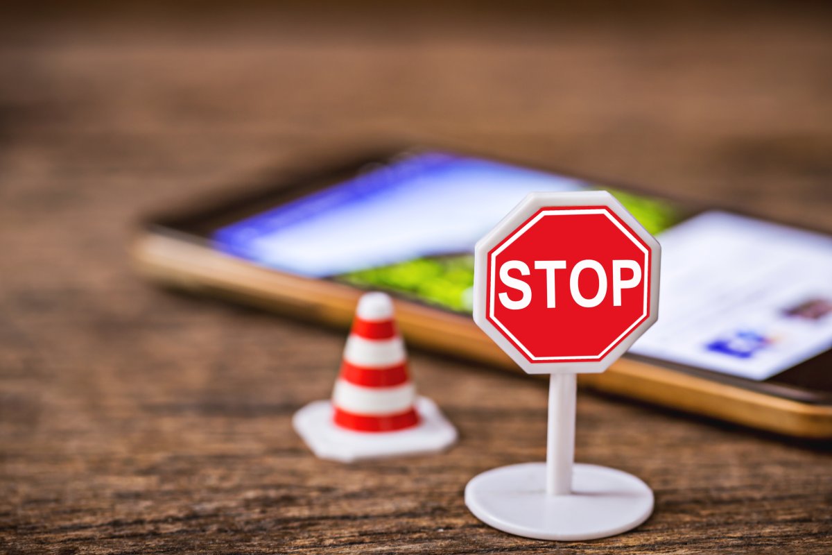 Medienanstalten beziehen Stellung in Debatte um Social-Media-Verbot