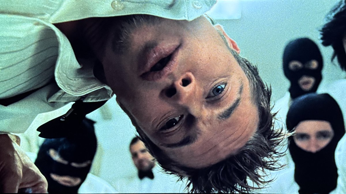 heise+ | Fight Club im 4K-Heimkinotest: Looksmaxing für Tyler Durden