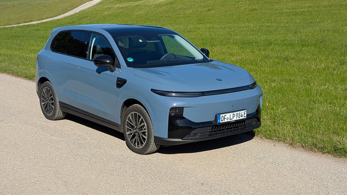heise+ | E-Auto Leapmotor B10 im Test: Ein E-SUV, das die Konkurrenz unter Druck setzt