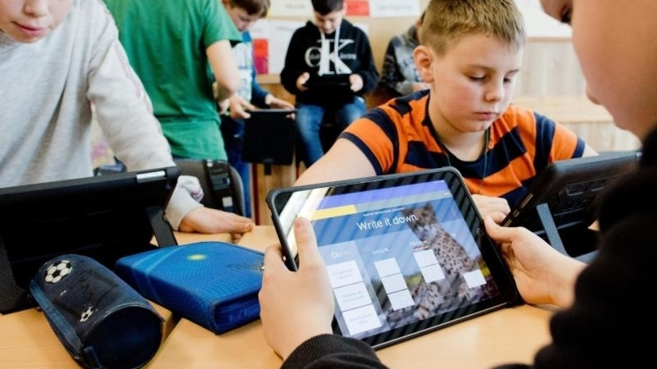 Open Source als Schwerpunkt: Digitalpakt Schule tritt in Kraft