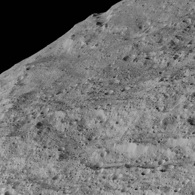 NASA/JPL-Caltech/UCLA/MPS/DLR/IDA