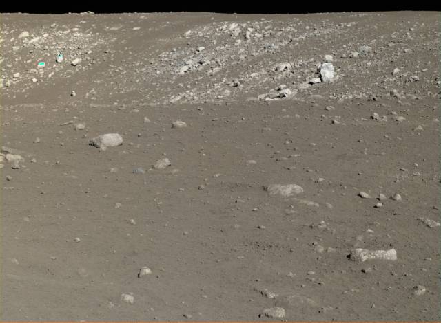 Chang'e 3 und Yutu auf dem Mond