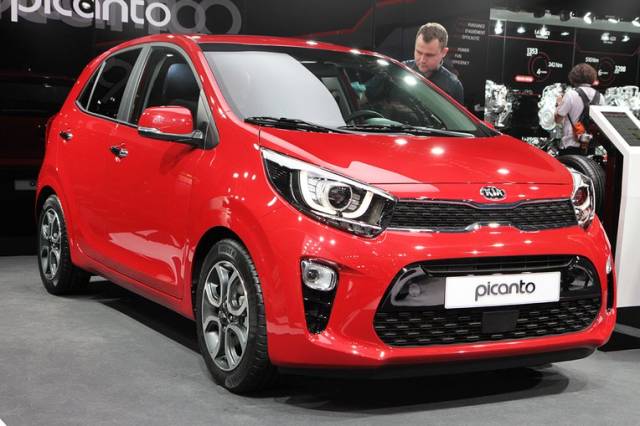 Impressionen vom und Premieren auf dem Genfer Autosalon 2017