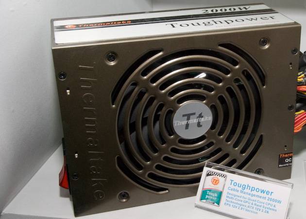 03-thermaltake2.jpg