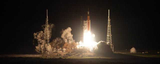 NASA/Joel Kowsky