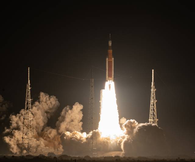NASA/Joel Kowsky