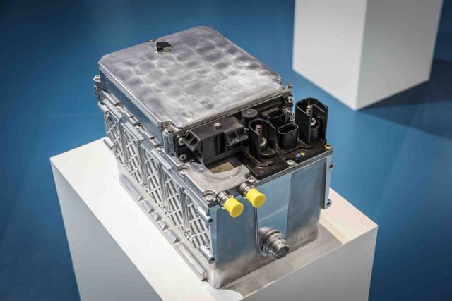 alternative Antriebe, Elektroautos, Hybridantrieb