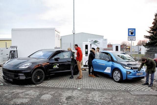 alternative Antriebe, Elektroautos, Hybridantrieb