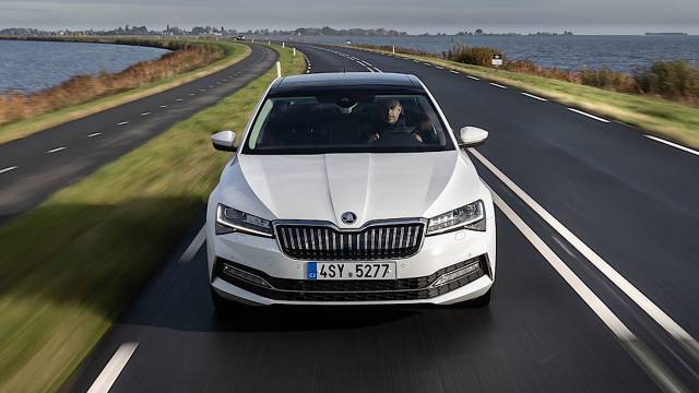 Fahrbericht Skoda Superb iV