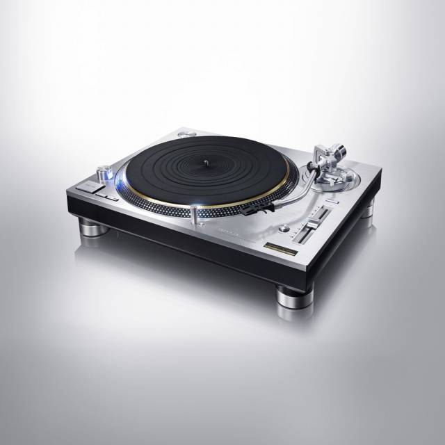 Auch von Technics wird es eine limitierte Auflage der SL-1200er-Serie geben.