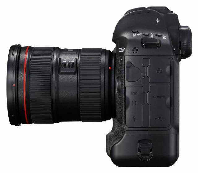 Canon EOS-1D X Mark II von links
